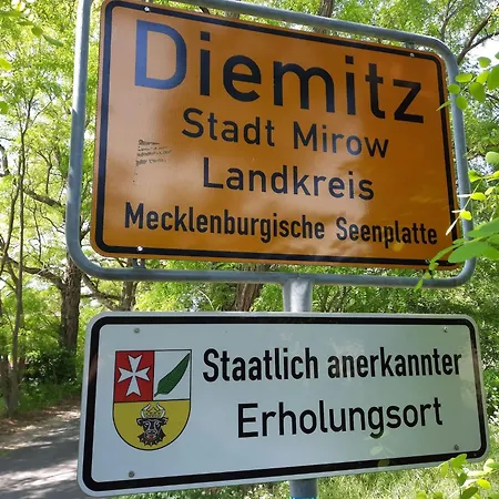 Am Oase Am Vilzsee, Cleaning Included Apartment